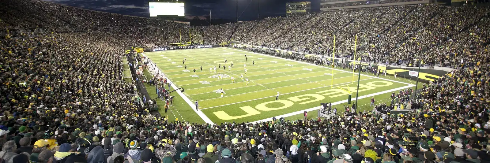 Image from a football game at Autzen Stadium on 19 Nov 2011, between Oregon and USC.