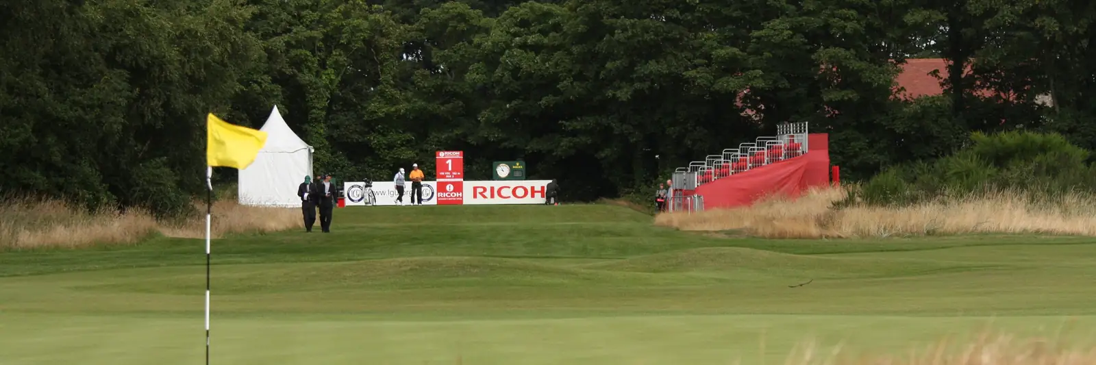 LYTHAM ST ANNES, UNITED KINGDOM - JULY 27: 1st hole green and teebox before 2009 Ricoh Women's British Open held at Roya